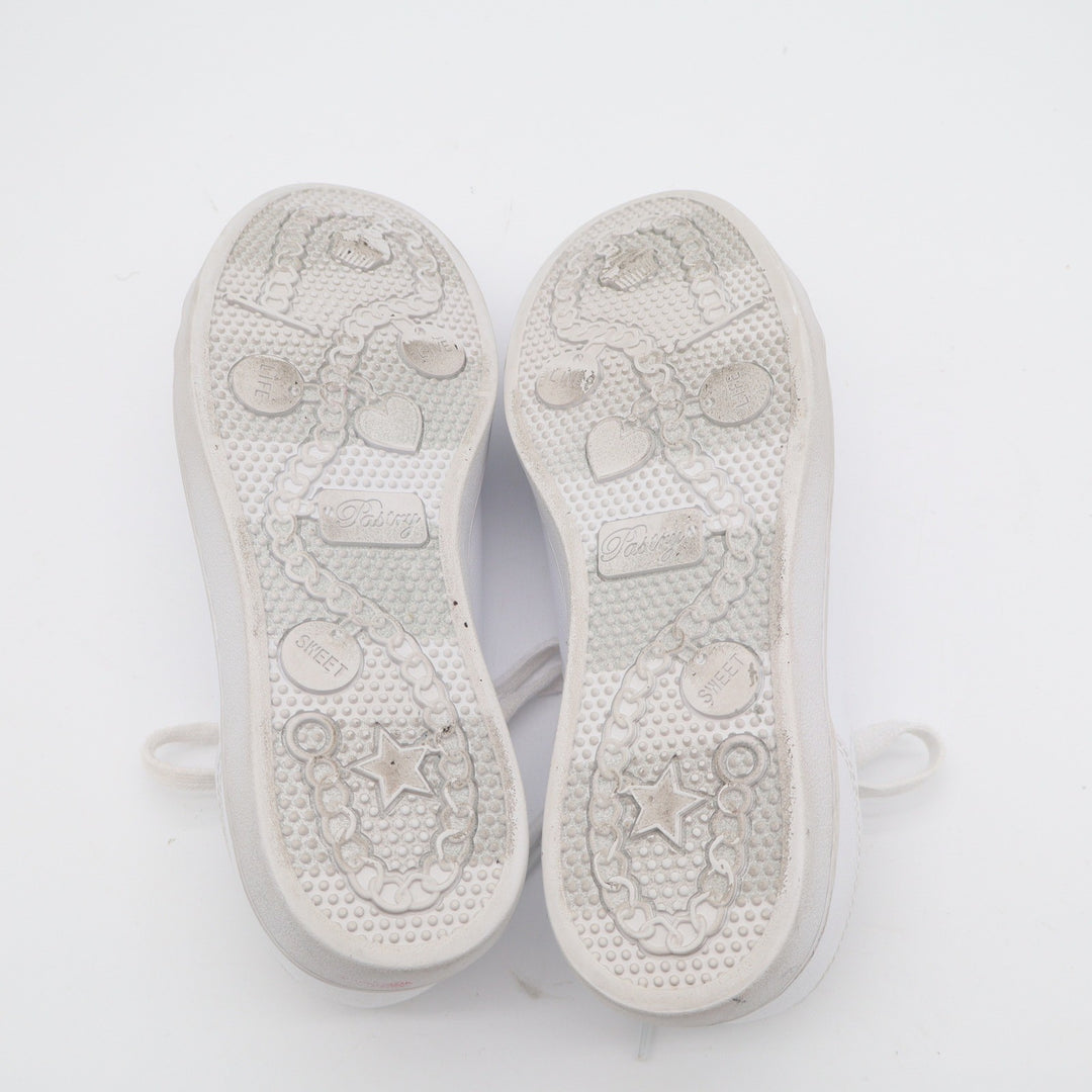 Pastry White Shell Toe Low Top Dance Sneakers Womens Size 8.5