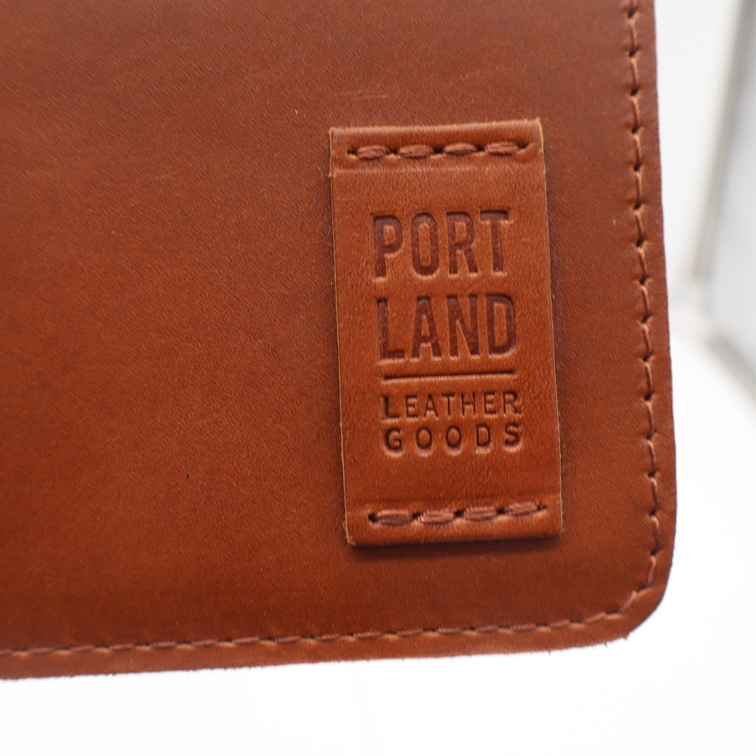 Portland Leather Goods Saddle Tan Leather Zippered Wristlet Pouch