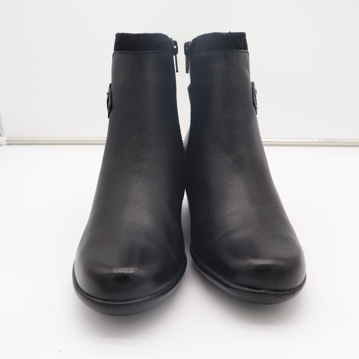 Clarks Malia Maui 26110482 Bootie Womens 7.5 Black Leather Side Zip Ankle Boots