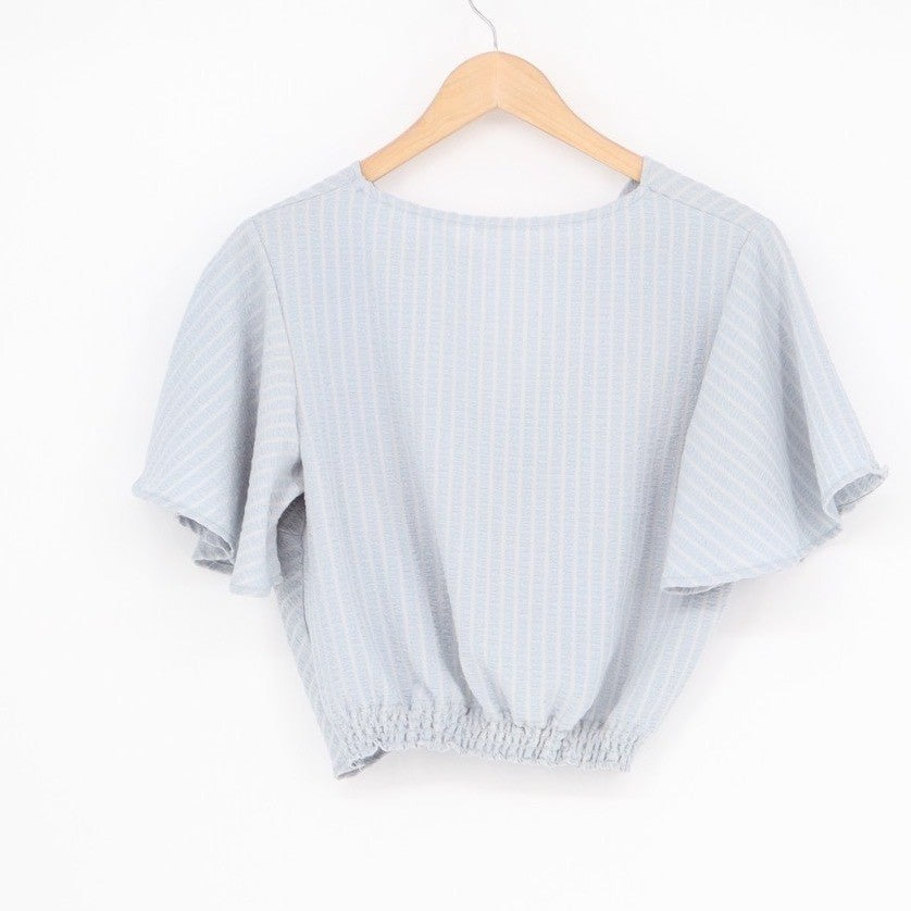 Crop Top Womens M/L Blue Striped Twisted Back Pleated V-Neck Butterfly Sleeve