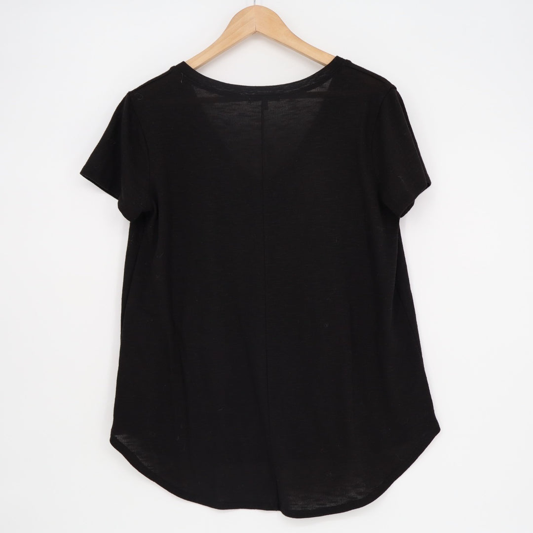 Charlotte Russe T-Shirt Womens Medium Black V-Neck Short Sleeve High Low Hem