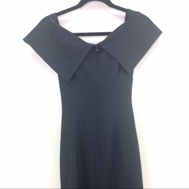 ELIZA J KNOT FRONT OFF THE SHOULDER MAXI DRESS