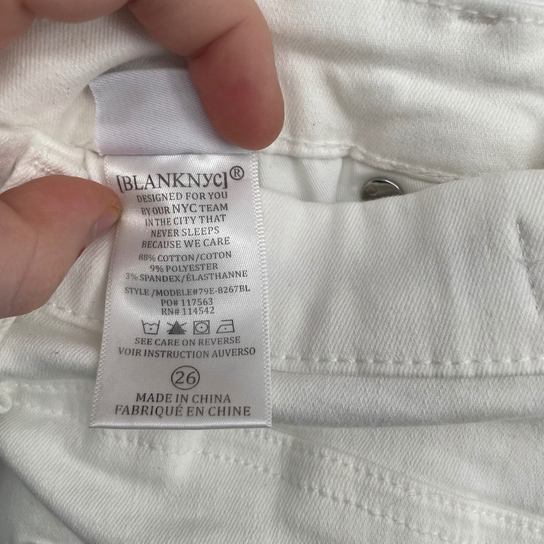 BLANKNYC The Barrow High Rise Short White Denim Raw Hem Size 26