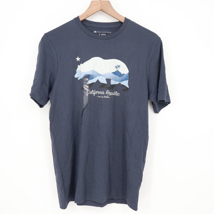 TravisMathew Mens Fog City 2.0 California Republic Bear Graphic T-Shirt Blue S