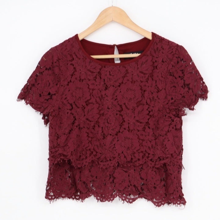 Lulus Find The Perfect Crop Top Womens Large Wine Red Crochet Lace Cap Sleeve