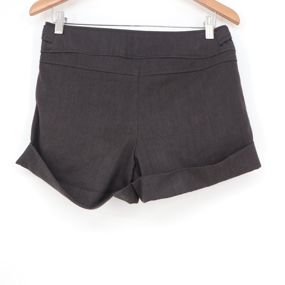 Carole Little Charcoal Grey Cuffed Tailored Shorts Size 4 Button Detail Dressy