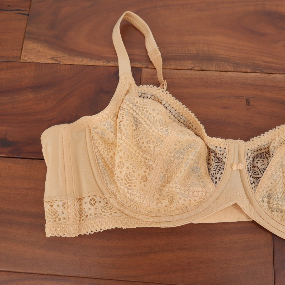 Dominique Tessa T-Shirt Bra Women 40B Latte Stretch Adjustable Strap Lace Detail