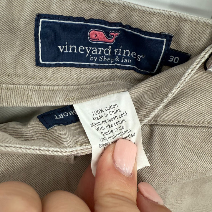 Vineyard Vines Chino Shorts Mens 30 Beige Cotton Logo Slash Pockets Zip Fly