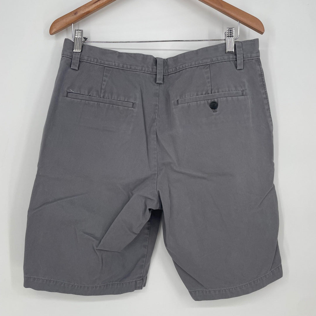 Banana Republic Emerson Short Mens Gray Flat Front Chino Casual Size 32