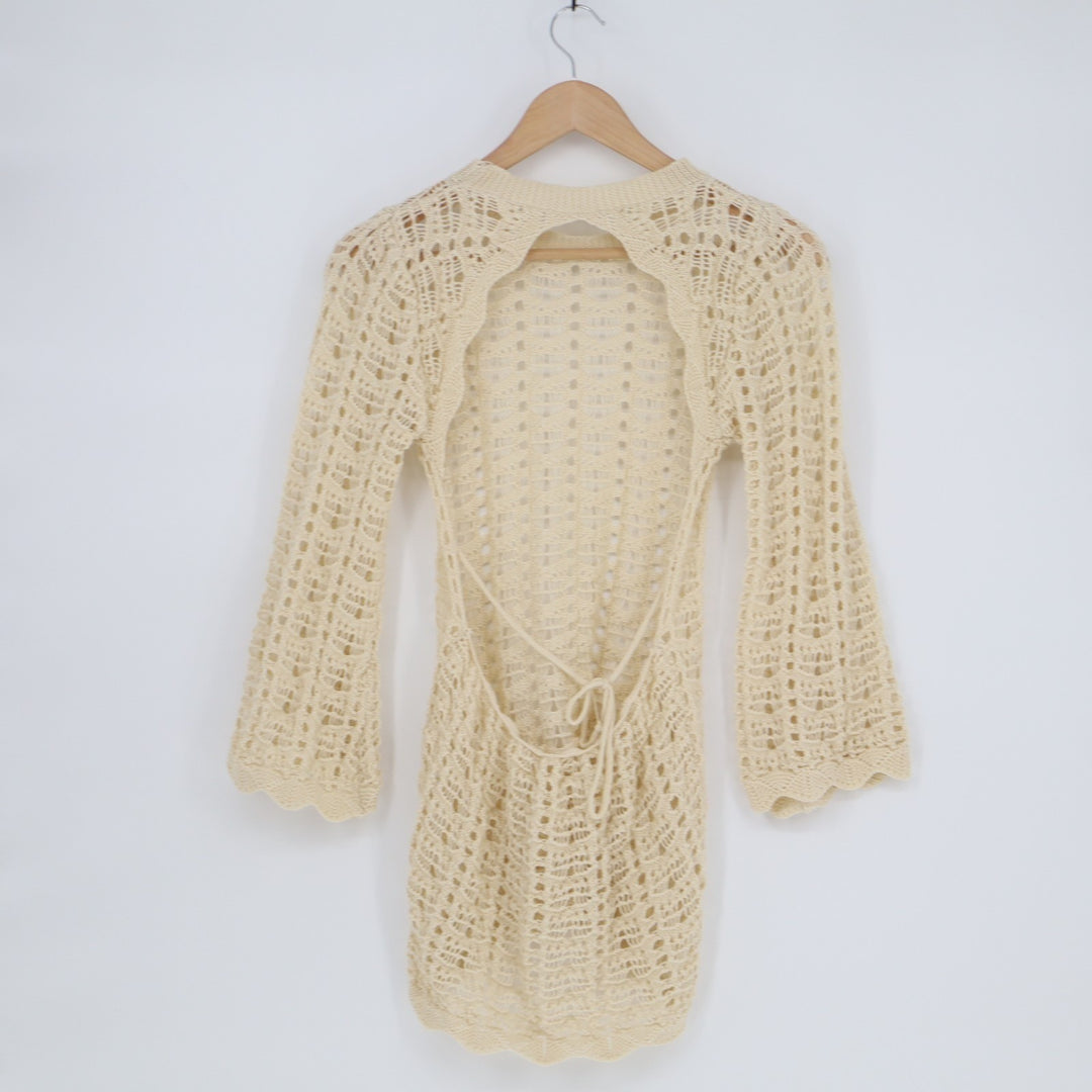 Cover Up Mini Dress womens XS/S Beige Knit Scalloped Hem Crew Neck Cut-Out Back