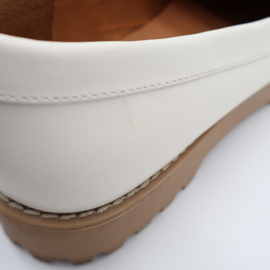 A New Day Danica Loafers Womens US 8.5 Off White Leather Horsebit Lug Sole Shoes