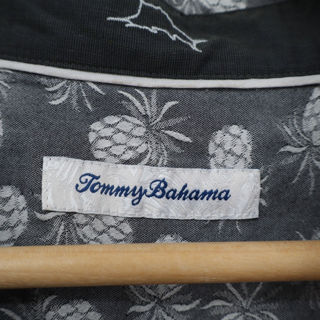 Tommy Bahama Hawaiian Shirt Mens XL Gray Pineapples Print Cotton Short Sleeve