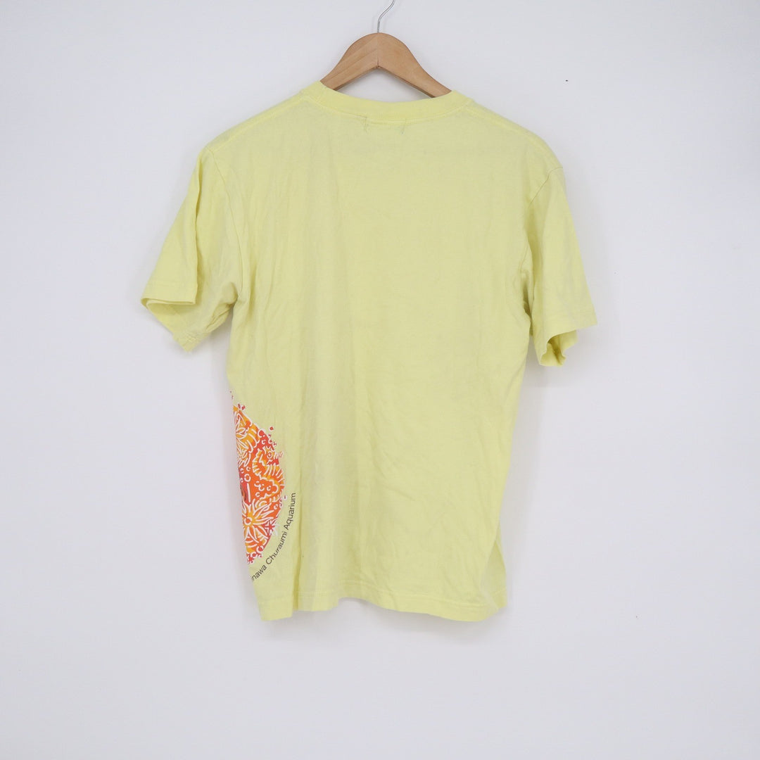 Blue Manta Okinawa Churaumi Aquarium Yellow Tropical Fish Graphic T-Shirt M