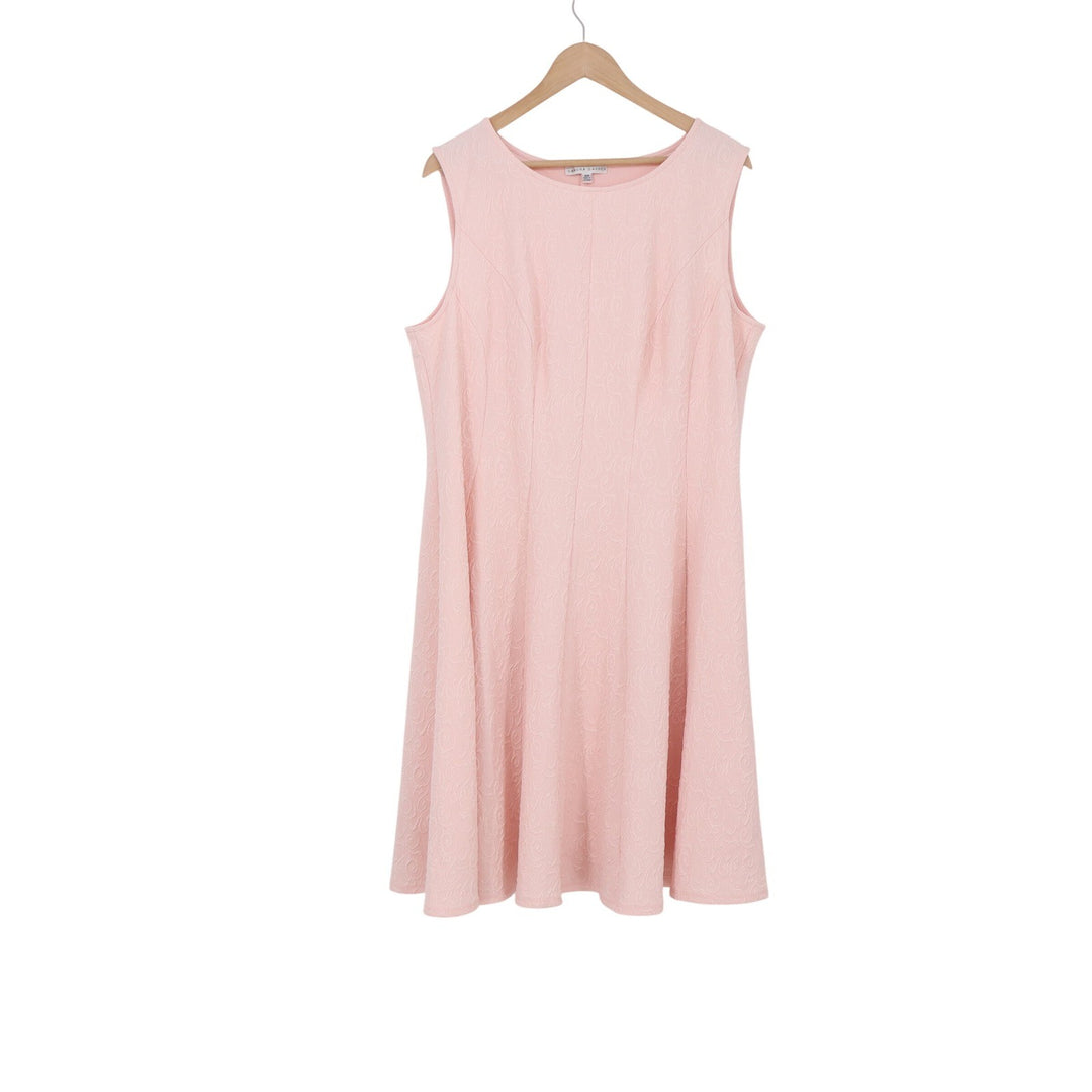 Sandra Darren Dress Womens 18W Fit & Flare Pink Jacquard Sleeveless Excellent