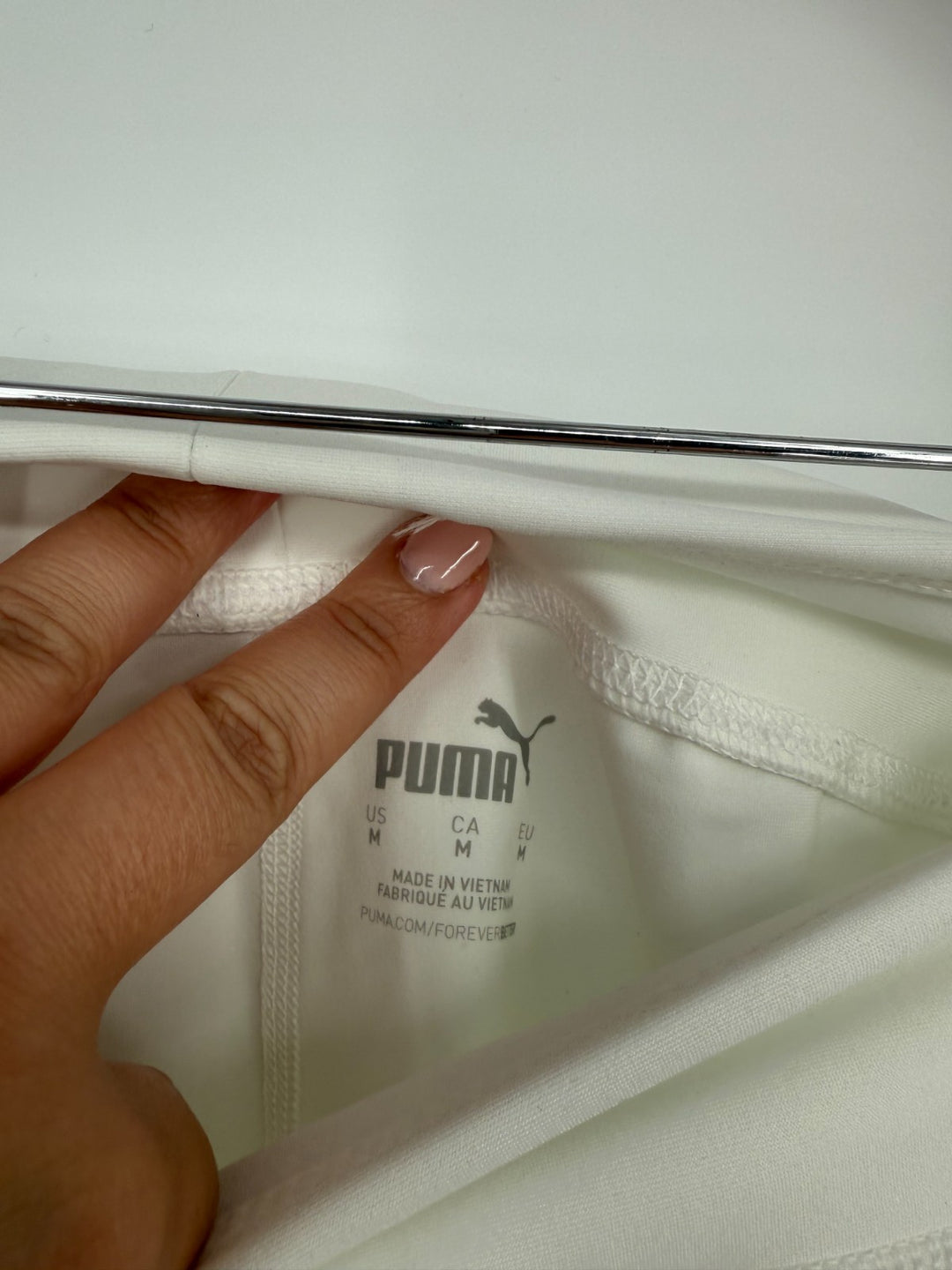 Puma Biker Shorts Womens Medium White Stretch Elastic Waist Workout Athletic