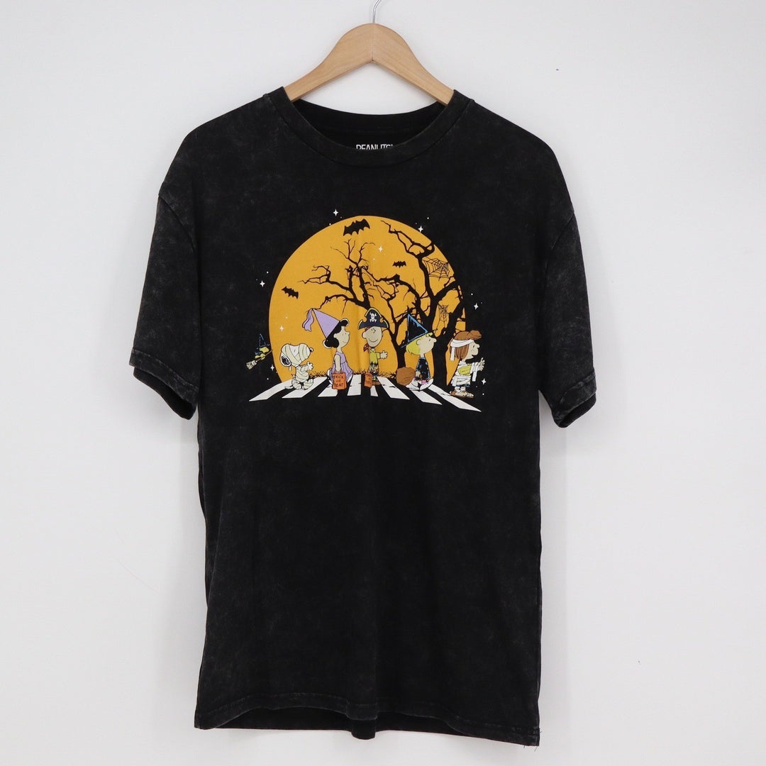Peanuts Snoopy Halloween Abbey Road Acid Wash Graphic T-Shirt Black Large