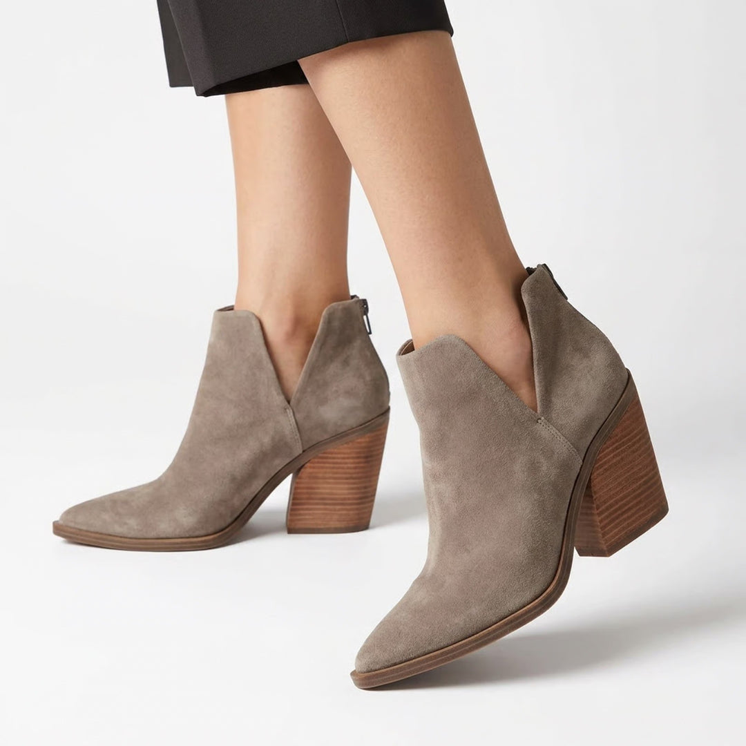 Vince Camuto Gigietta Taupe Suede Cutout Ankle Booties Size 9M