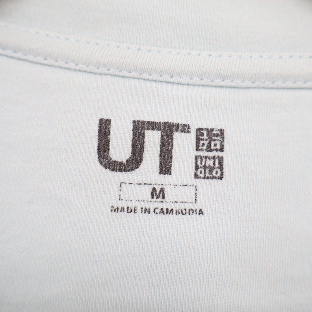 Uniqlo UT Graphic Tee Light Blue Mint Green Crew Neck Short Sleeve Shirt Size M