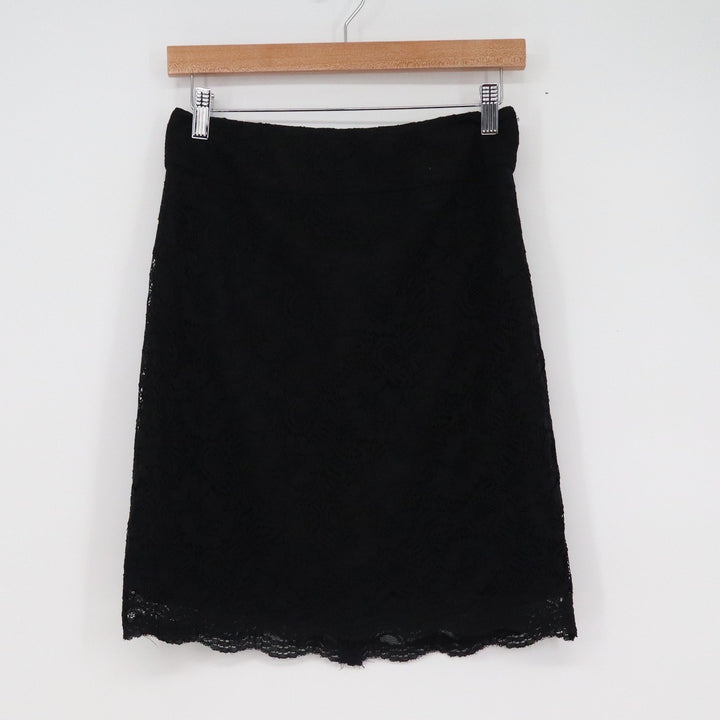 Banana Republic Black Floral Lace Pencil Skirt Scalloped Hem Size 2