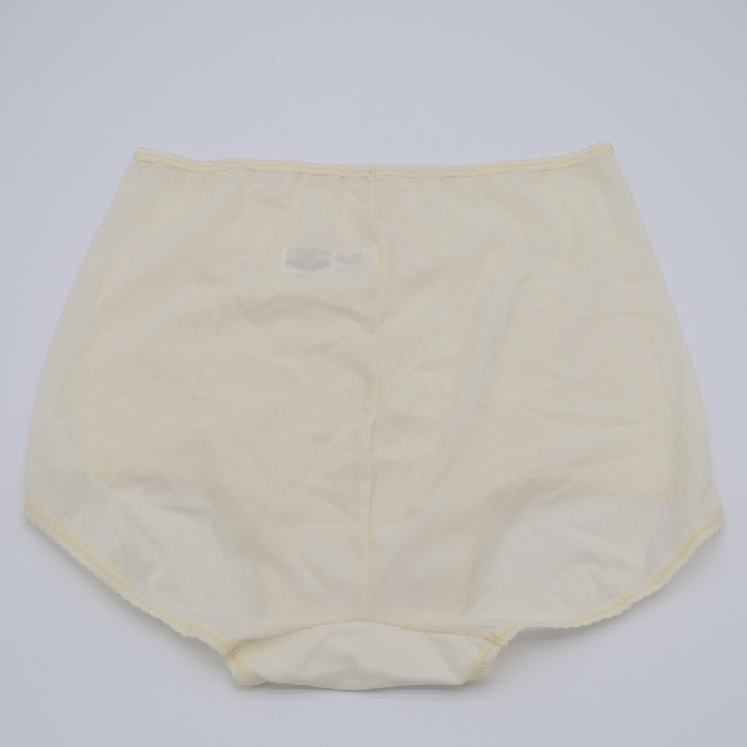 Bali Skimp Skamp Brief Panty Womens XL Cream Stretch Full Coverage Underwear