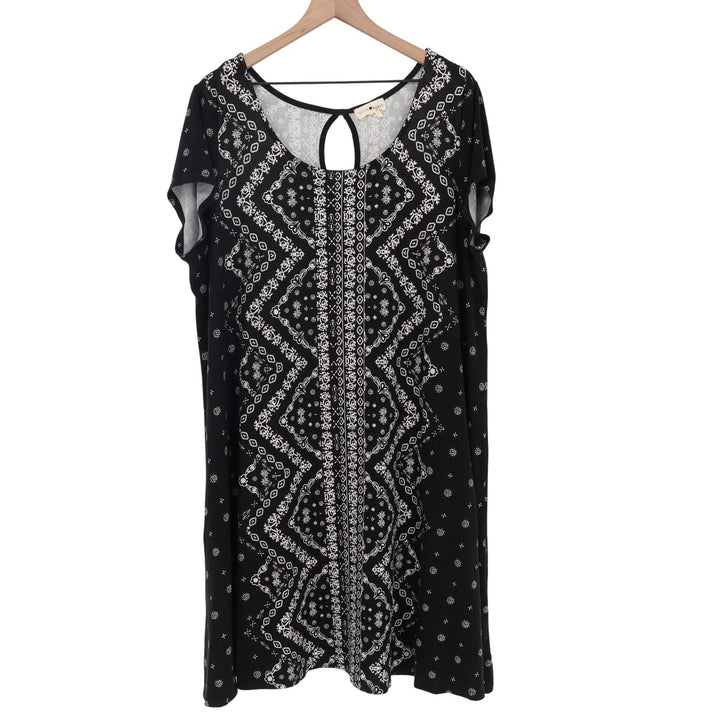 Derek Heart Dress Womens 2X Shift Black White Geometric Keyhole Back Excellent