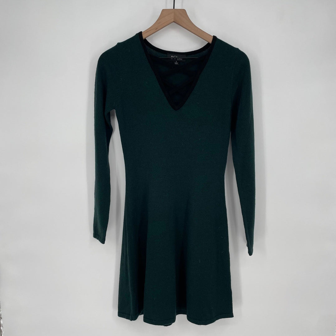 BCX Dress Long Sleeve V Neck Green Plaid Sweater Dress Size S