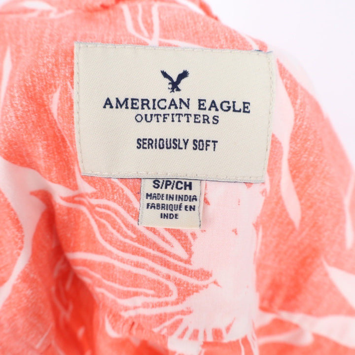 American Eagle Mens Short Sleeve Button Up Shirt Coral Floral Print Size S