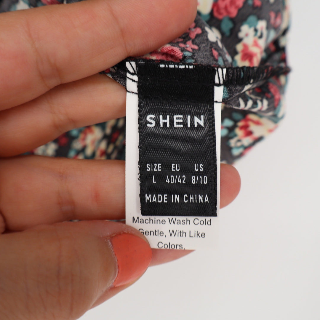 SHEIN Black Floral Mock Neck Flutter Sleeve Blouse Large