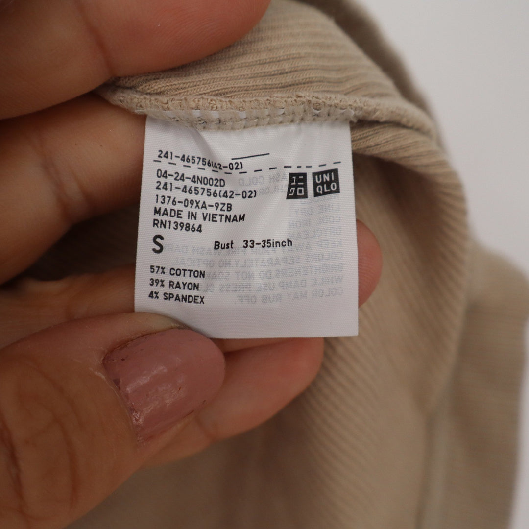 Uniqlo Ribbed Crew Neck T-Shirt Tan Beige Short Sleeve Slim Fit Small