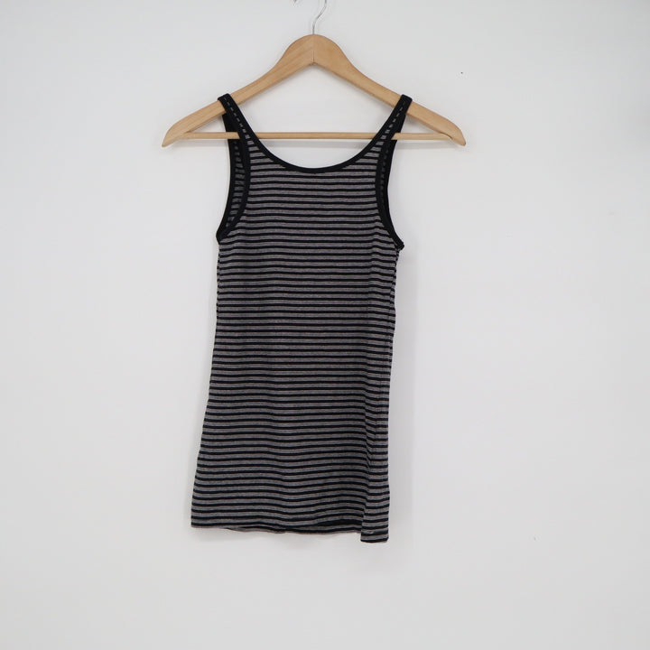 Old Navy Womens Small Black Grey Striped Fitted Scoop Neck Stretch Tank Top