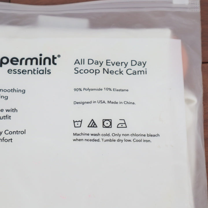 Shapermint Essentials All Day Every Day Scoop Neck Cami Large White Shapewear