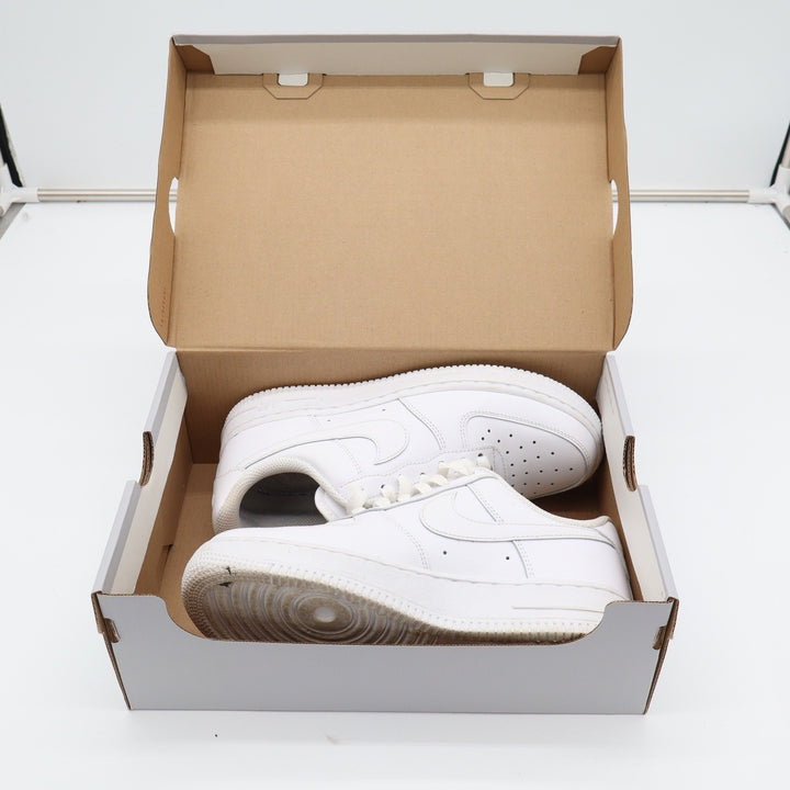 Nike Air Force 1 07 Womens 6.5 White Low Top Sneakers 315115-112 Triple White