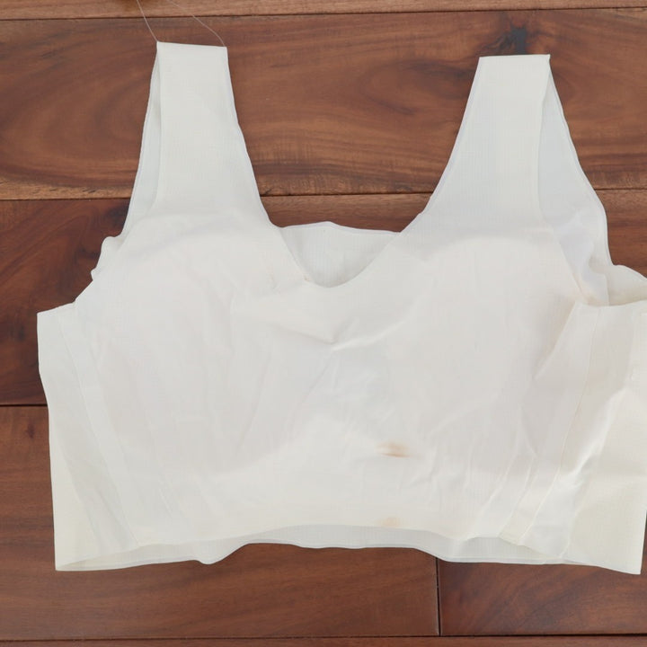Bali Comfort Revolution EasyLite Bra Womens Medium White Wireless Nylon Stretch