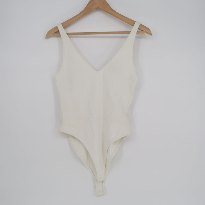 Forever 21 One Piece Bodysuit Womens Large White Stretch Knit V-Neck Sleeveless