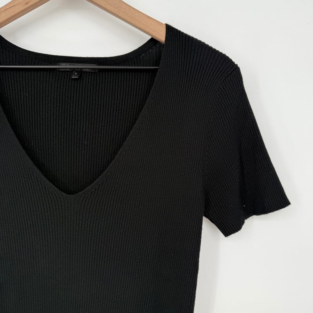 21 Main Black Ribbed Knit Top Medium Short Sleeve V-Neck Casual Basic