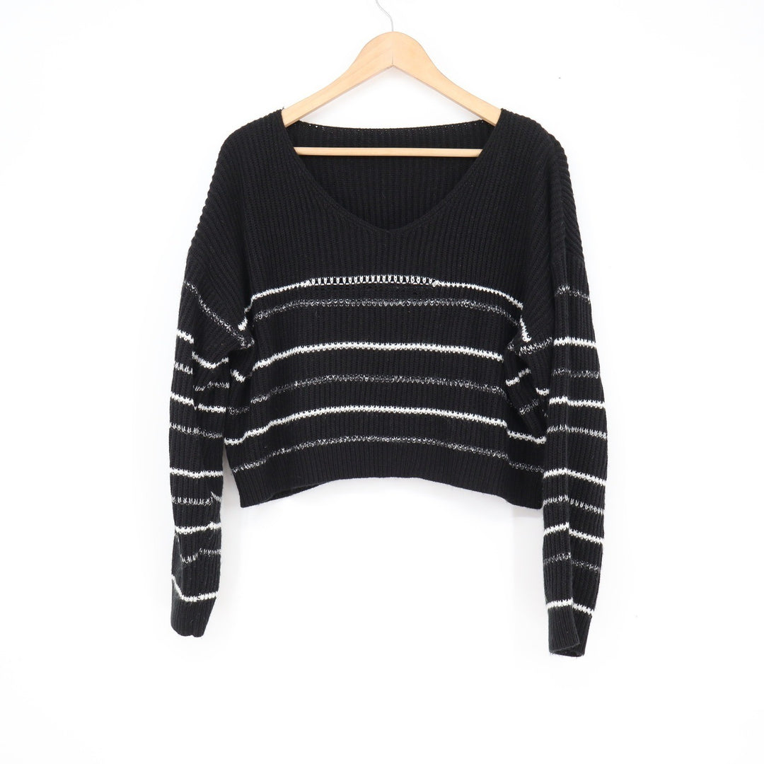 Black Striped V-Neck Cropped Sweater Ribbed Knit Long Sleeve Relaxed Pullover