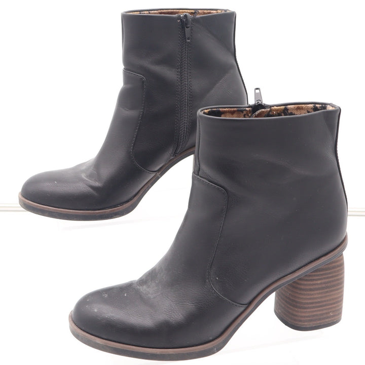 Journee Collection Black Faux Leather Ankle Boots Block Heel Side Zip Size 8.5M