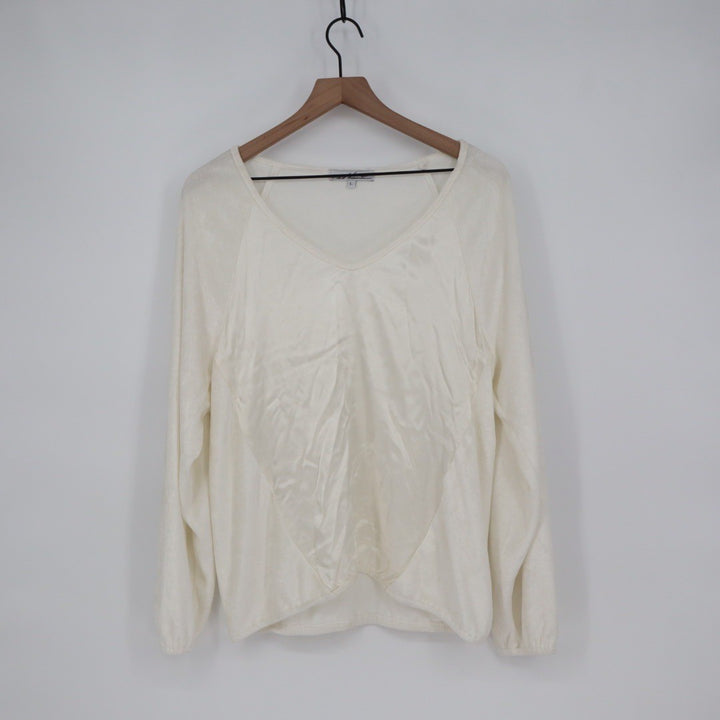 Red Haute Cream V Neck Long Sleeve Top Women's Size L