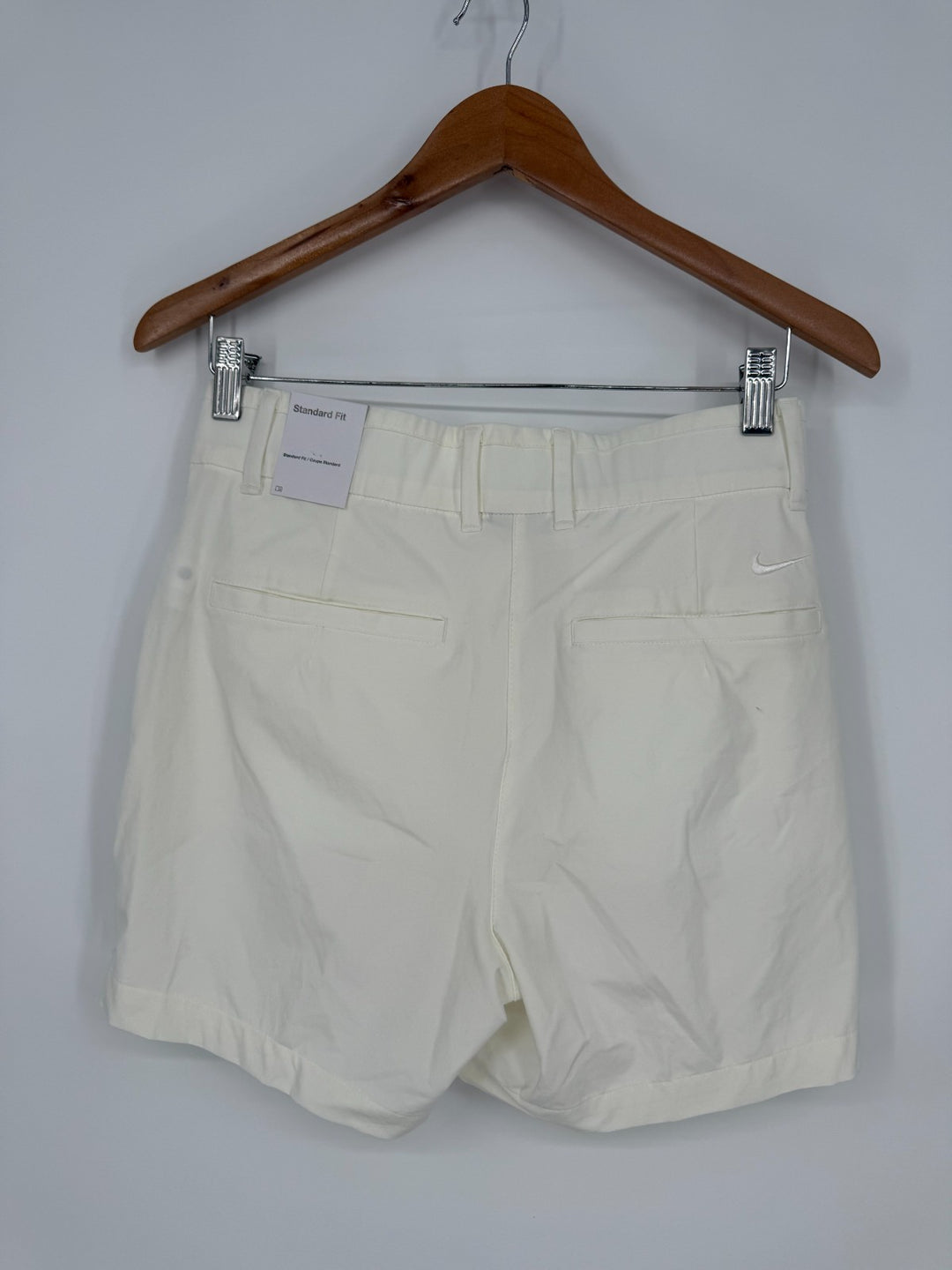 Nike Dri Fit Victory Golf Shorts Womens S White Logo Mesh Lined Standard Fit