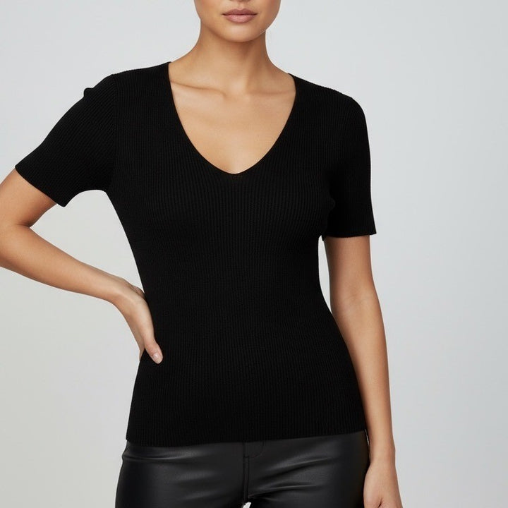 21 Main Black Ribbed Knit Top Medium Short Sleeve V-Neck Casual Basic