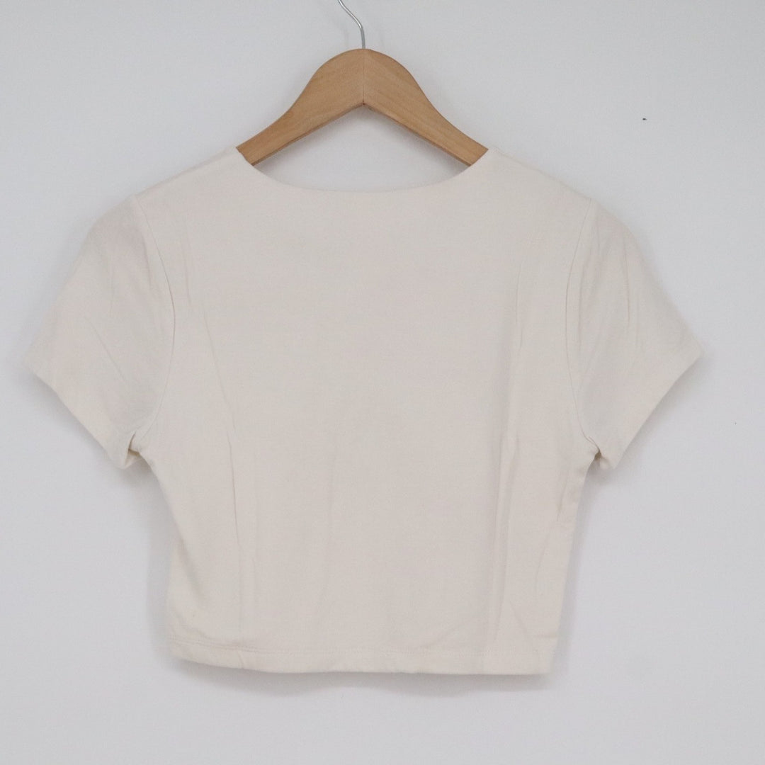 Live in the Moment Cream Crop Top Short Sleeve Crew Neck Mens Medium