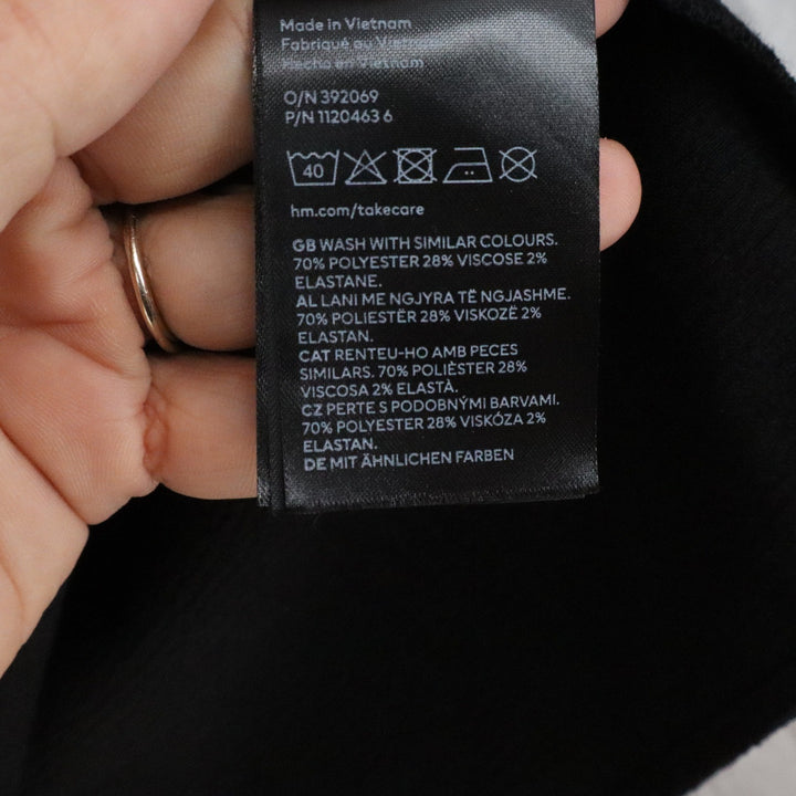 HM Black Long Sleeve V-Neck Shift Tunic Dress Size M Solid Minimalist