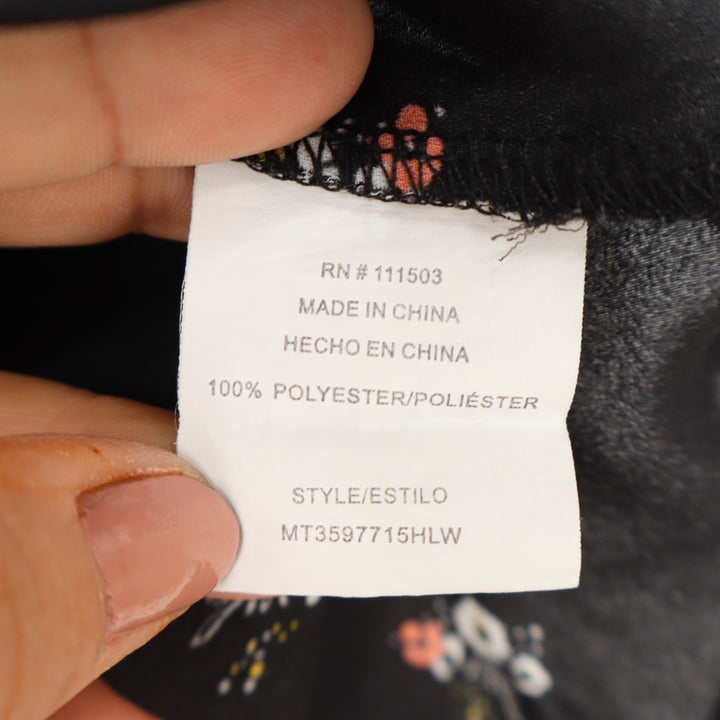 Lily White Black Floral Pleated Cap Sleeve Blouse Small