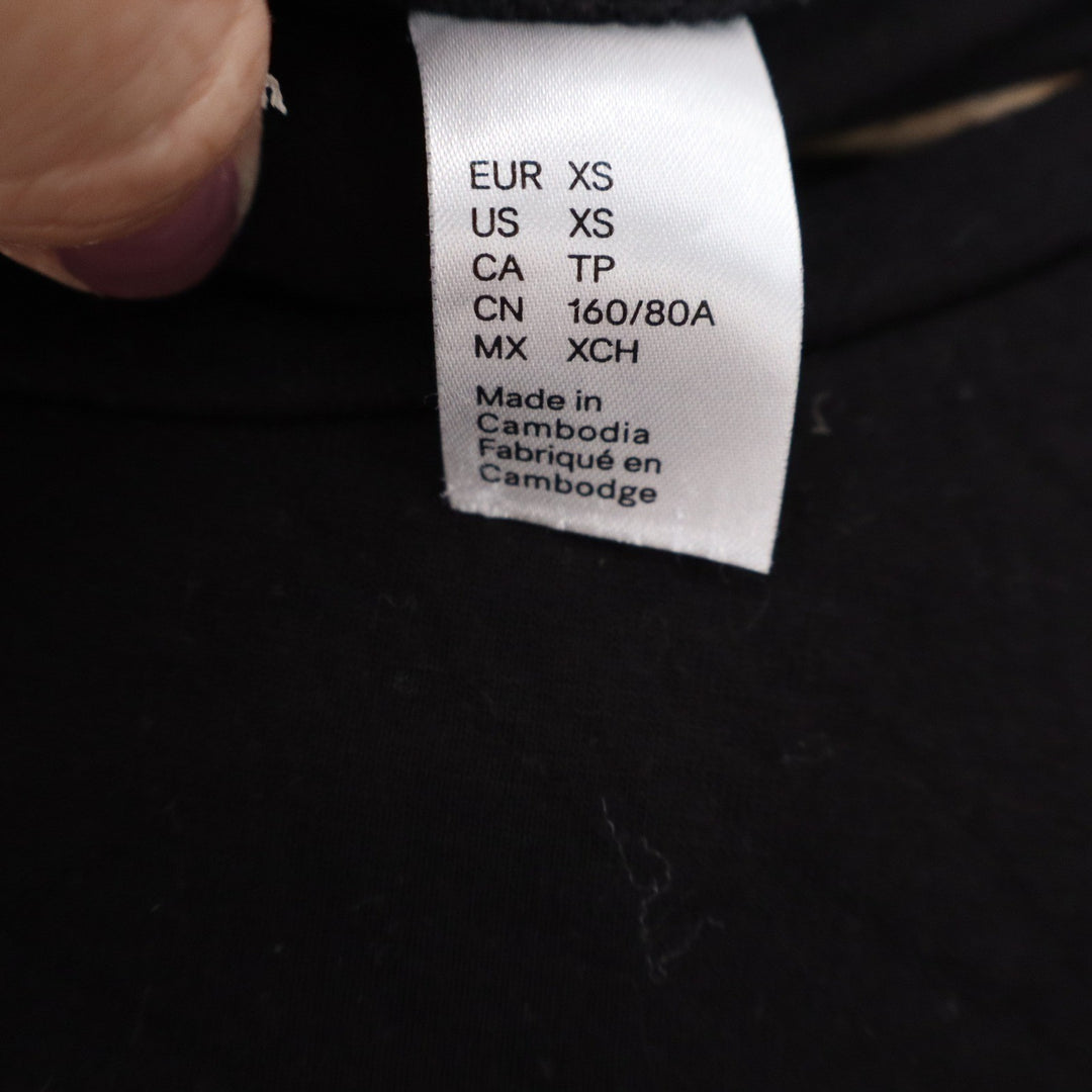 H&M Divided Who Run This World Graphic T-Shirt Black XS