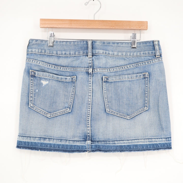 Old Navy Mini Skirt Womens 10 Blue Denim Distressed Cotton 5-Pockets Frayed Hem