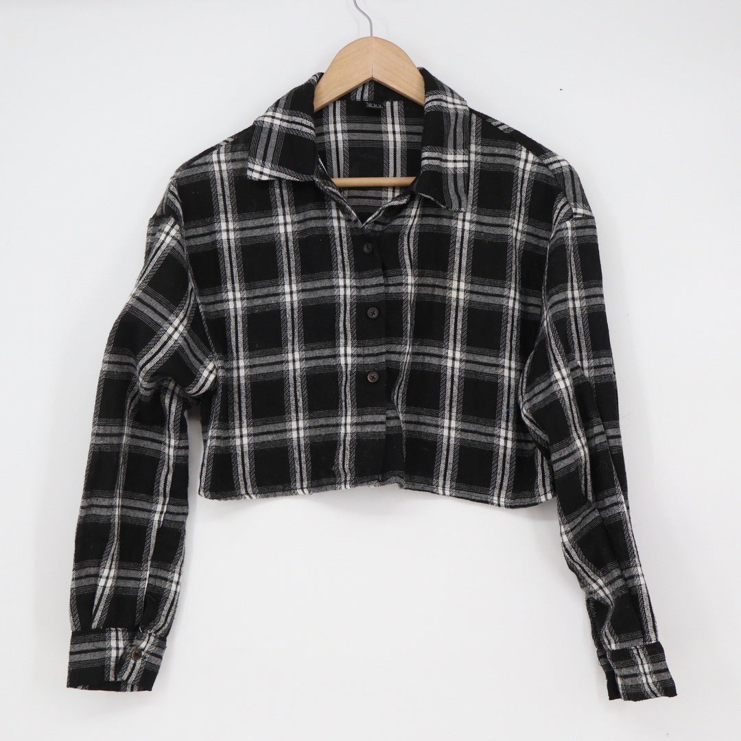 SHEIN Black White Plaid Cropped Flannel Shirt XS
