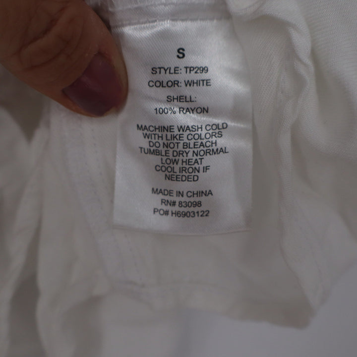 Simply Blessed White V-Neck Short Sleeve Rayon T-Shirt Size S