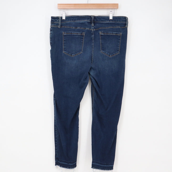 Buffalo Jeans Womens 14 Jess Rip & Repair Blue Distressed Skinny Excellent