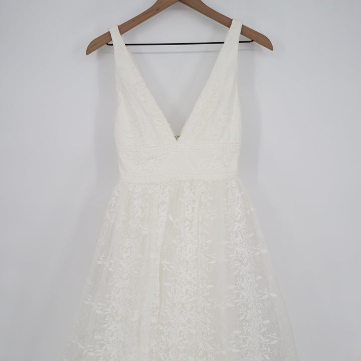 Lulus Sweetest Beloved Maxi Dress Womens XS White Mesh Embroidered Sleeveless