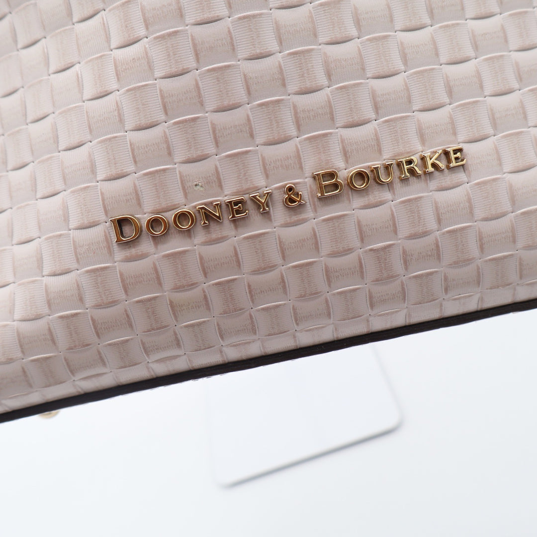 Dooney & Bourke Tote Bag Womens Medium Embossed Weave Cream Brown Leather Good